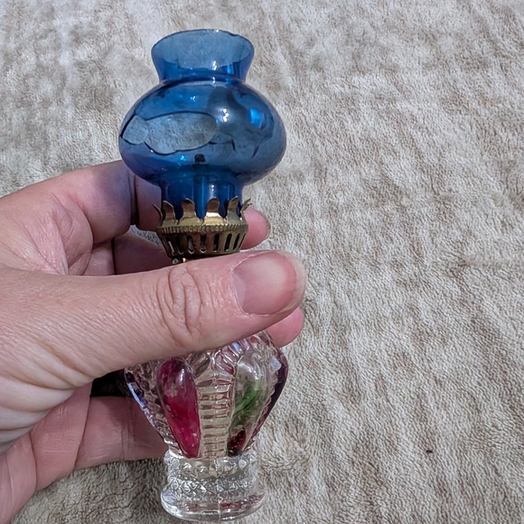 Vintage Glass Oil Lamp with Blue and Clear Design - Picture 3 of 5